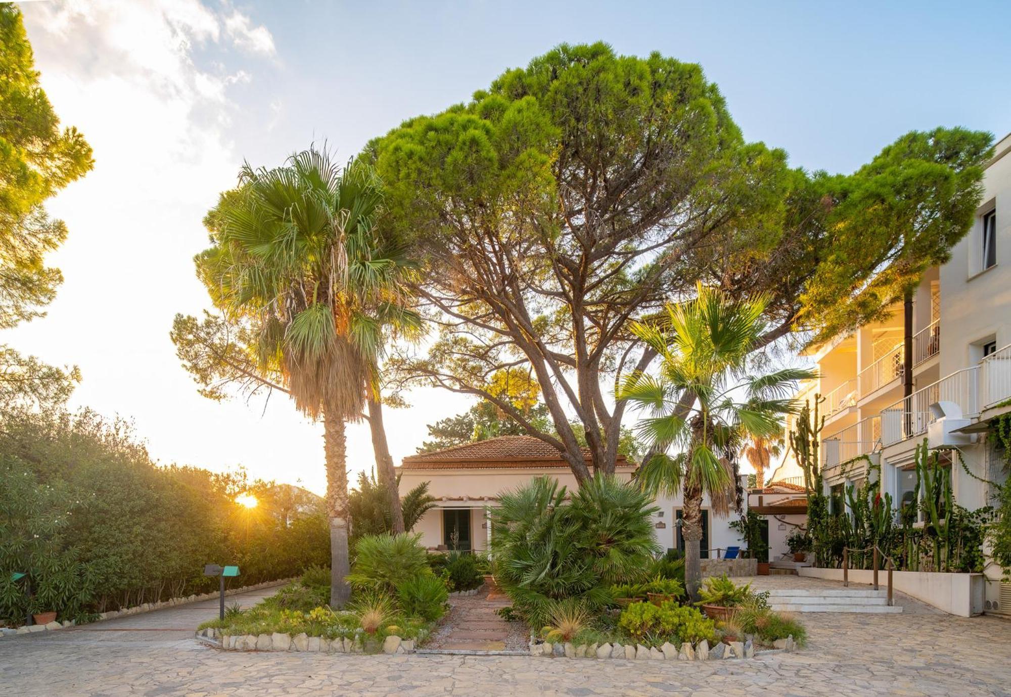 Hotel Kalura Cefalu Bagian luar foto